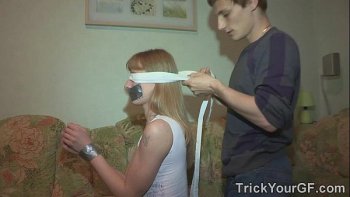 Нравится лизать пизду когда ее ебут