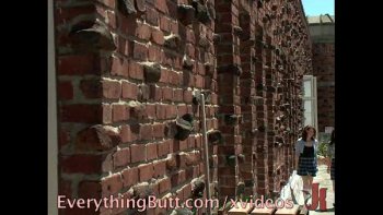 Когда девчонка послушно все сделала