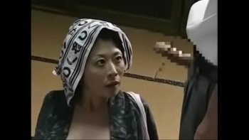 Сын трахнул мать зострявшую