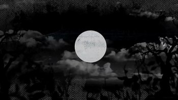 Получает подарки от мужчин