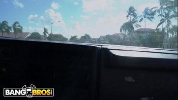 Который сразу захотел с ней поработать