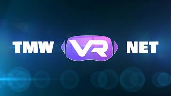 Жена пробует сразу с двумя