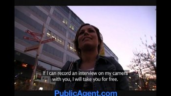 Прогульщицу студентку за курение трахнули на улице в анал