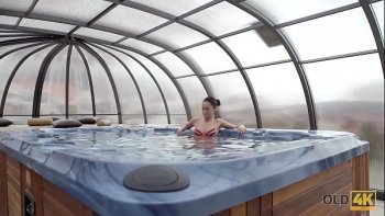 Что он пришел еще