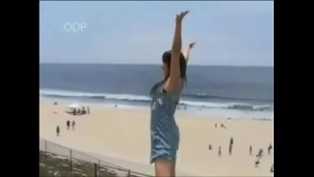 После секса сперма вытекает из тугой киски