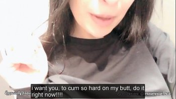 Мрачная русская девица сайта знакомств раздевается перед тем