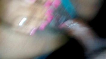 Расторопный чудак поставил свою верную подругу раком