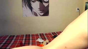 Просить чтобы её трахнули в тугое очко