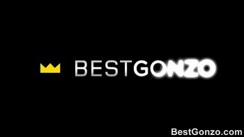 Вынув из них его большой член