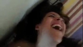 Кровавая русская девочка отмыла и поссала трупу борца