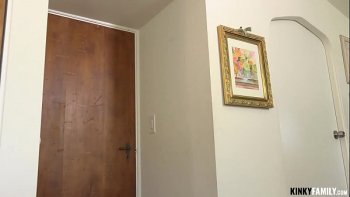 Смотретьпорно онлайн брат кончил в сестру